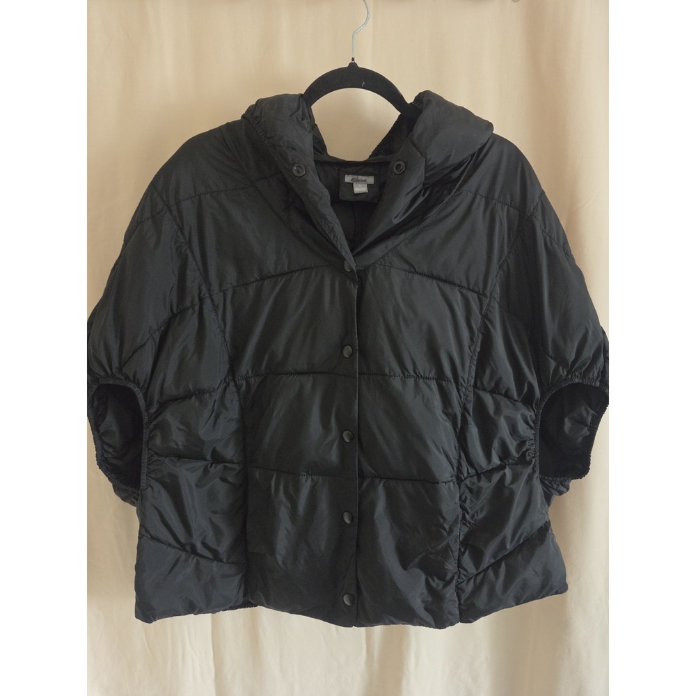 Aerie Cropped Quilted Puffer Poncho Cape Jacket Womens M Black Snap Button